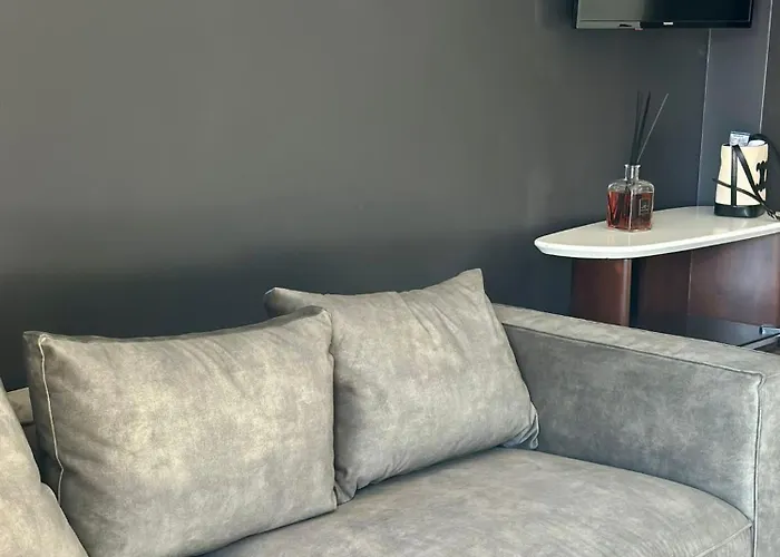 Mandarin Apulia 10 3*