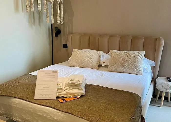 Gasthuis Mandarin Apulia 10 3*